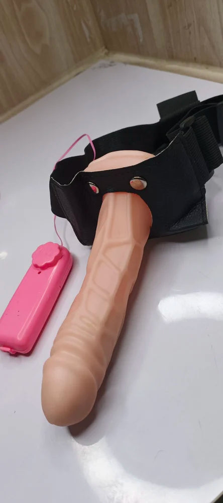 Realistic Silicone Wearable Vibrator with Remote Control